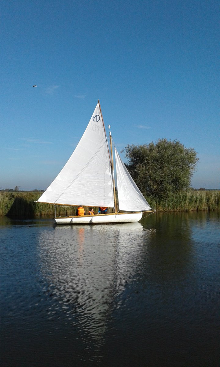 marthamboats's tweet photo. Half deckers & #canoes are a great ways to experience the #Norfolk #Broads. Very popular if you are #organising a #group event!
#halfdeckers
#boats
#dayboats
#paddling
#sailing
#sail
#NorfolkBroads
#WednesdayMotivation
#WednesdayWisdom https://t.co/ckPdtAkBuD