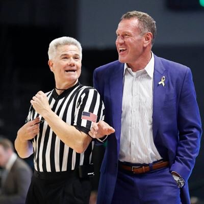 Mrs_Accomazzo's tweet photo. Gold ribbons all around &amp; may the odds ever be in your favor, @GCU_MBB &amp; @GCU_WBB! While you’re fighting the good fight in Vegas, we’ll hold it down on campus with #run2fight, @CCNGold &amp; @FriendsofPCH, along with our pediatric cancer-fighting champs. 🏃‍♂️✌️💪🎗 #GCUheartofPHX 💜 https://t.co/0PvPSDCQNU