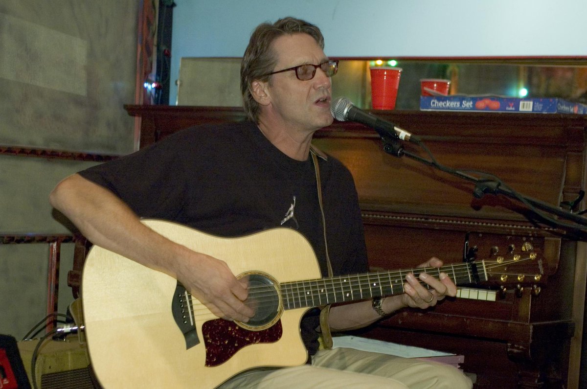 billboard's tweet photo. John Kilzer, Memphis singer and songwriter, dies at 62 https://t.co/PpcqJlXf2f https://t.co/9NDTgDbm69