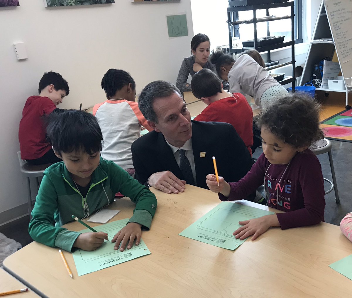 FoodPrintsDC's tweet photo. Thank you @DMEforDC for visiting FoodPrints at Watkins last week. We enjoyed showing off the #scratchcooked @DCPSEats offerings in the cafeteria &amp; students' enthusiasm for learning , cooking &amp; #teamwork in the @FoodPrintsCHCS classroom! @CHCSPTA @ElenaBell23 https://t.co/hqsTtESe2o