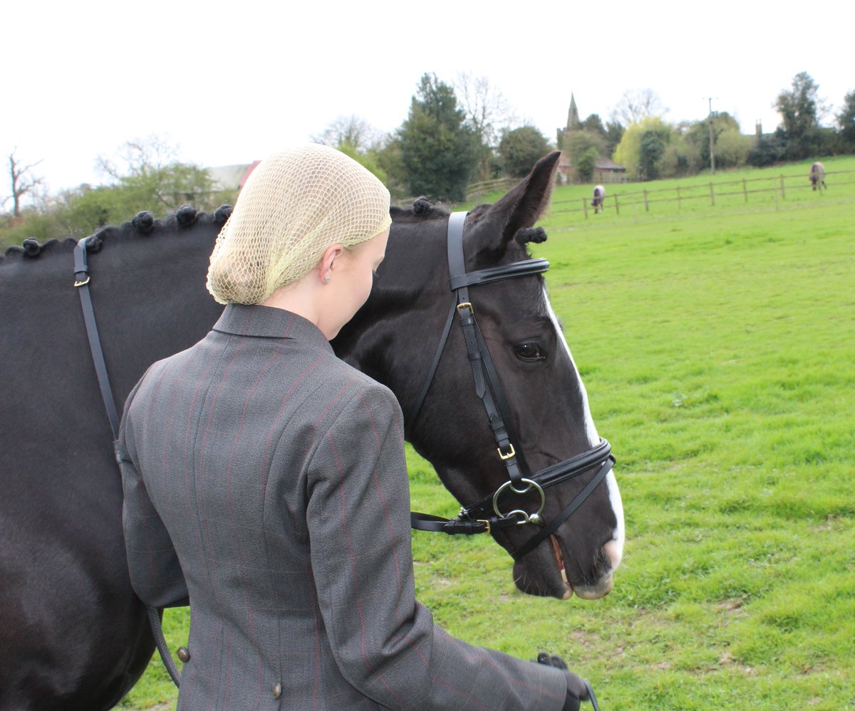 Bit of #WednesdayWisdom for you! 

A hair net where the join is worn at the back is always more comfortable and that's why we design our products in this way! So simple.

Remember if you want to give our products a whirl just let us know!

#ponyhour #equestrian #dressagehour