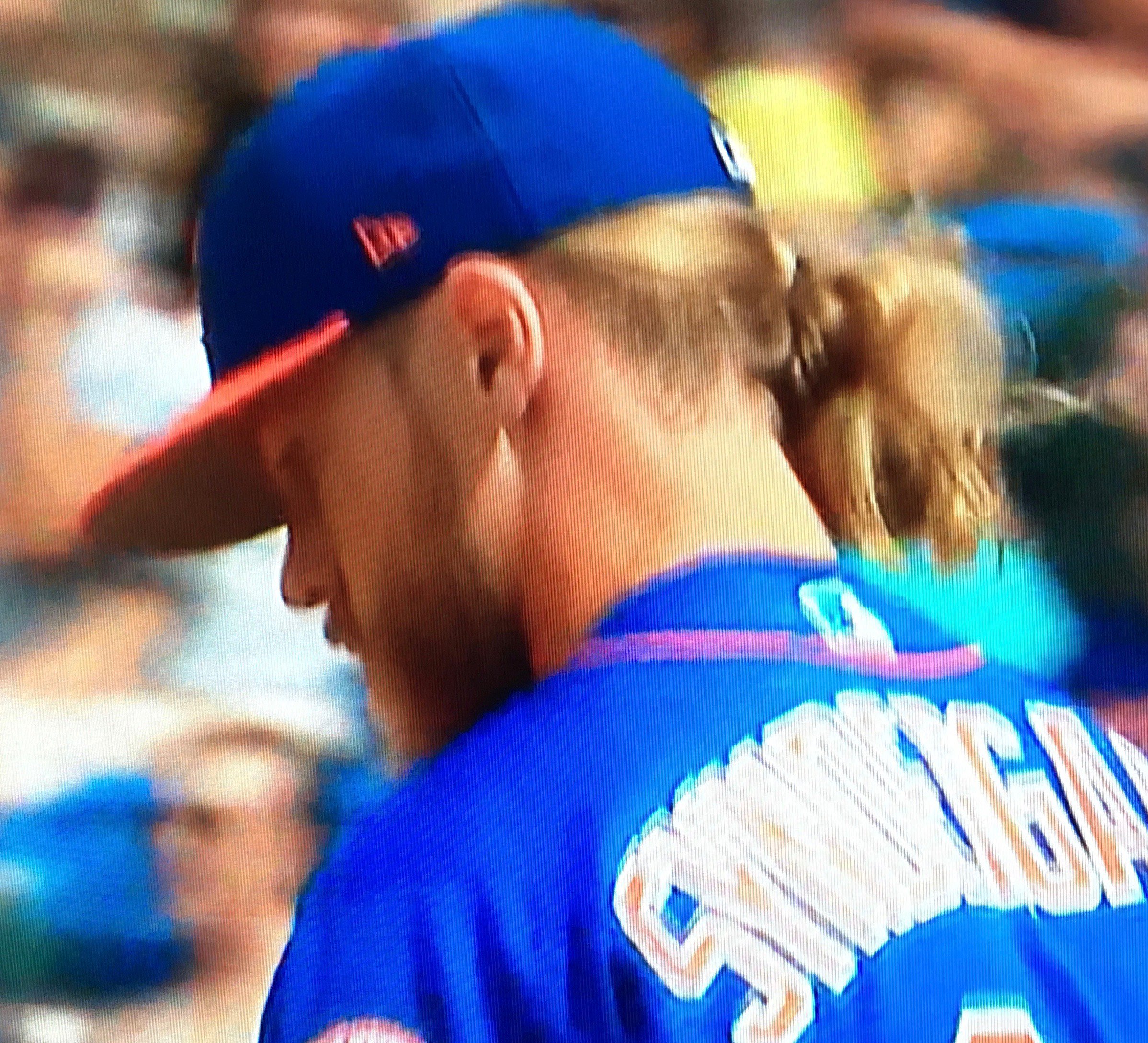 Paul Lukas on X: Mets P Noah Syndergaard going with some bun/ponytail  action during today's Grapefruit League start. He often wears it that way  during workouts and off the field but usually