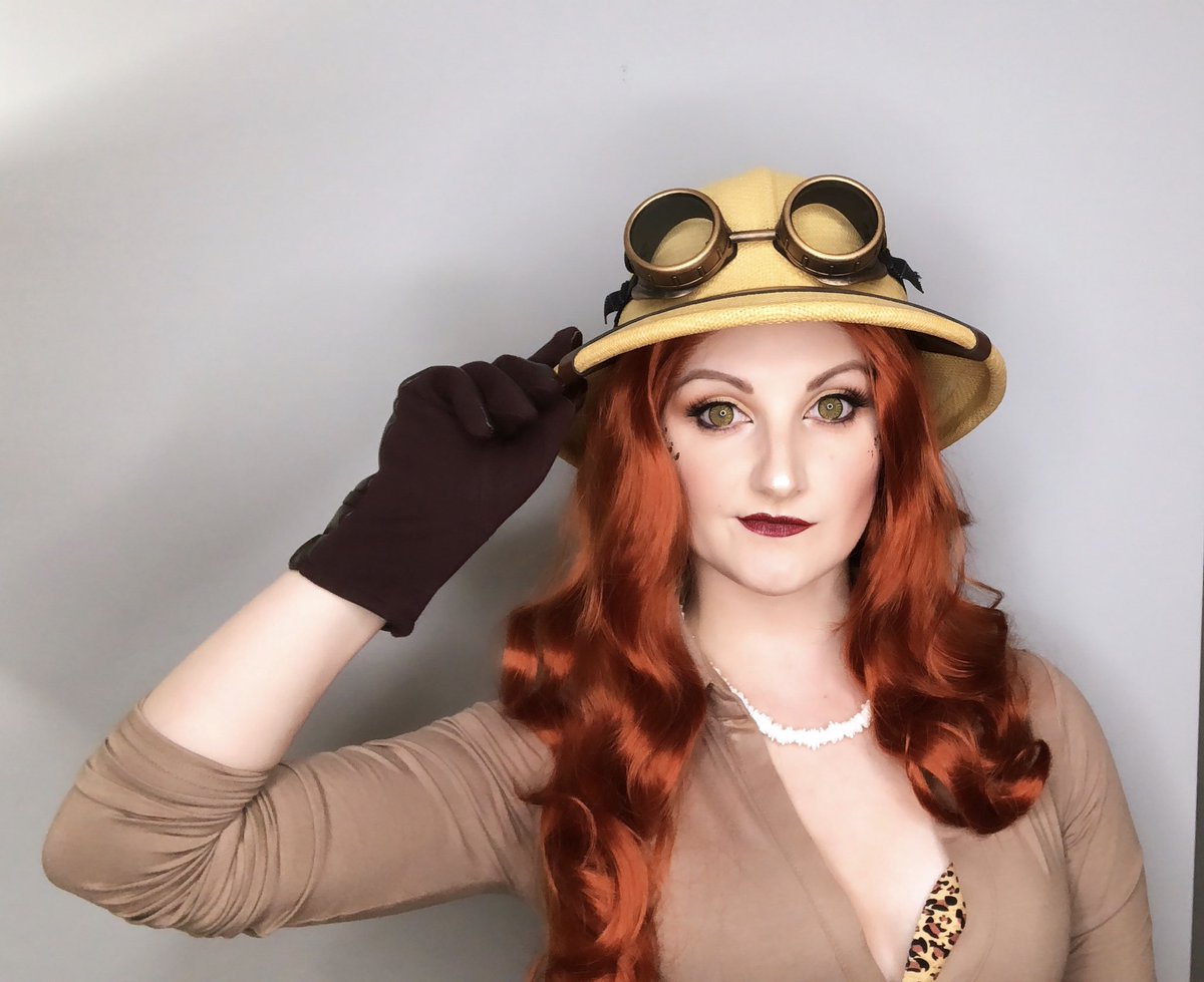 serenjiminy__'s tweet image. Headed to #eccc tomorrow! I’m so stoked. Who am I gonna see there???
#dcbombshell @DCComics #dccheetah