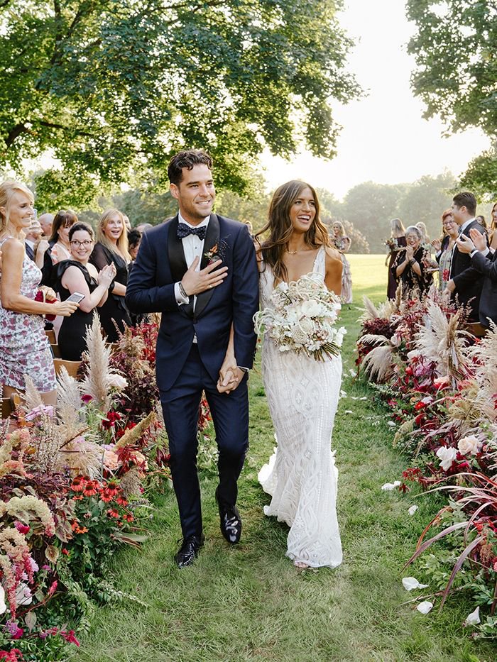 scotweddingmag's tweet image. We’re inspired by their #InstaGoals lifestyles on the daily, so of course their big days are going to be pretty fabulous!

From designers to Scottish bloggers, here’s how the social media savvy have been saying ‘I do’.

bit.ly/InstaStyleQuee…