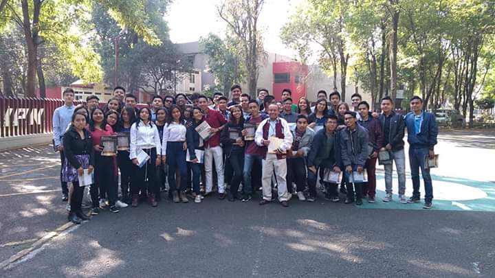 MuseoTezozomoc's tweet photo. El día de hoy nos sentimos honrados con la presencia de almnos del CECyT 3 "Estanislao Ramírez Ruíz" , gracias por su preferencia, esperamos verlos muy pronto.
#voca3
#IPN https://t.co/ZNjBHN1tqy