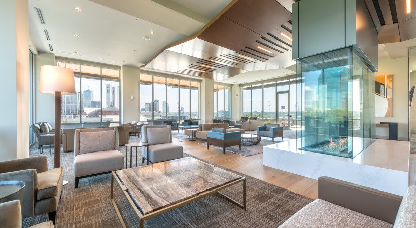 Live at The Katy and a panoramic view of Dallas comes included. Check out our 9th level lounge and see for yourself!

#TheKatyDallas #Dallas 
thekatydallas.com