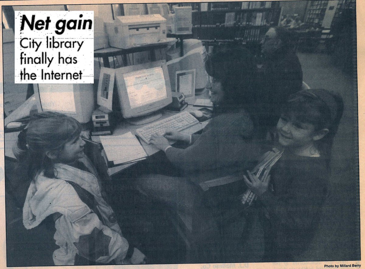DearbornLibrary's tweet photo. Our first public internet computers were made available at Henry Ford Centennial on January 7, 2000. Do you remember your first time using the internet? #MyFirstTimeOnline #Web30 https://t.co/npc9efat0Z