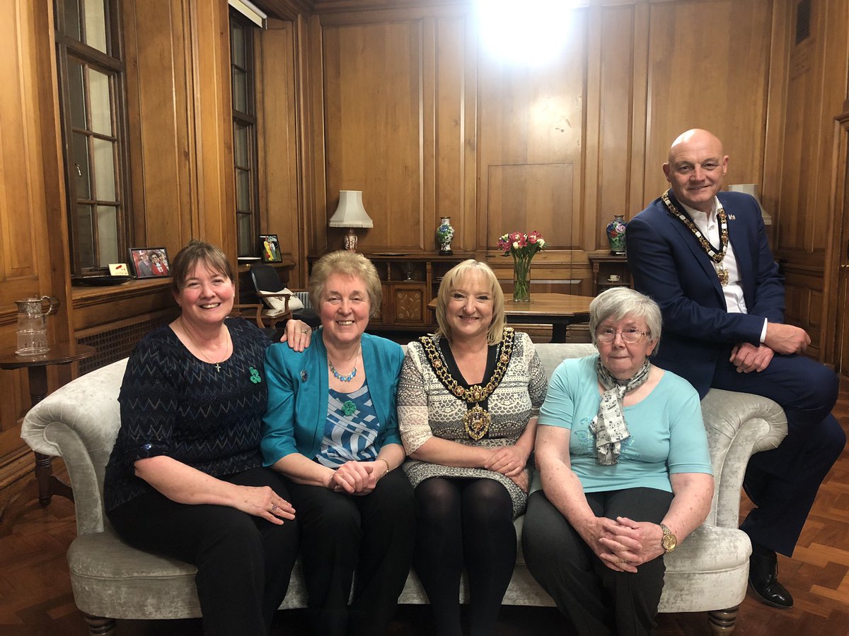 Great to see some of the long serving volunteers from @iccmanchester being recognised by the @LordMayorOfMcr #TogetherWeServe