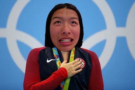 SMHSnow's tweet photo. In response to the recent #collegeadmissionsscandal some SMHS journalists wanted to create an illusion that they are elite athletes. https://t.co/6iwNe7kL9V