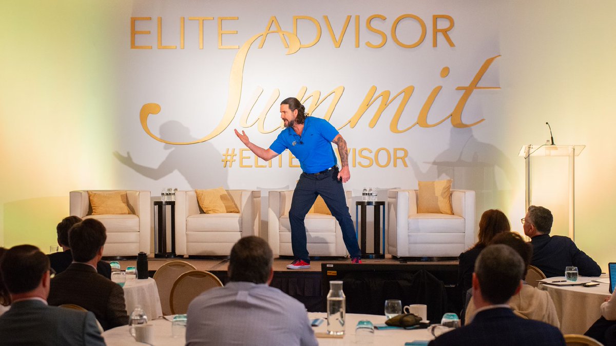 Pershing's tweet photo. Learning how to forge an elite team culture with Navy SEAL David Rutherford, @teamfroglogic. Great way to end this #EliteAdvisor - it leaves us ready for the Summit of 2020! https://t.co/TChtPH4fG0