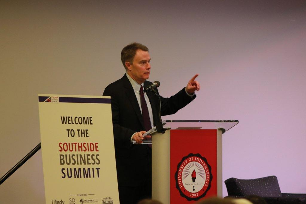 IndyMNAs's tweet photo. First Southside Business Summit is a wrap. Congrats to Gateway Community Alliance, @southindyqol & @uindy for terrific organization & planning. Special thanks to @IndyMayorJoe for stopping by & @ASmithJones for your great input & presence as a panelist for the conference. #MNAMJ https://t.co/GNOhJnJusN