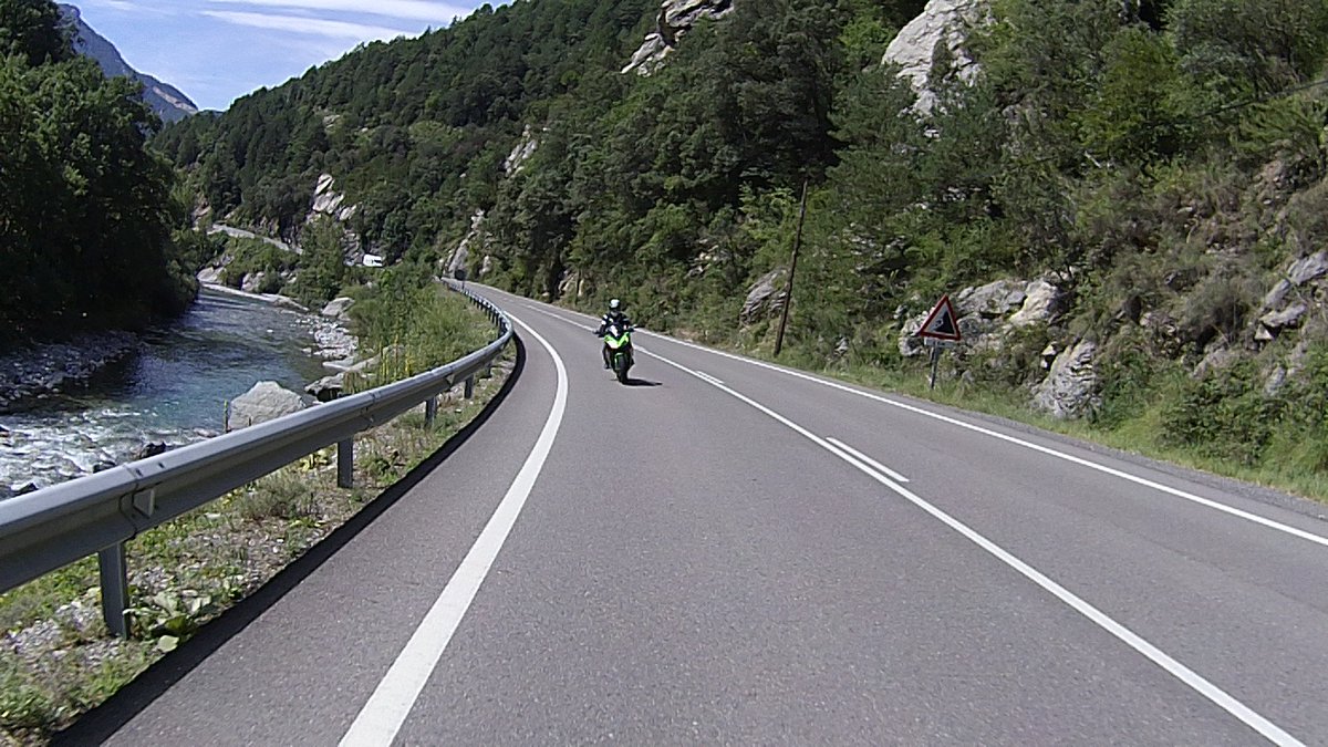 DragonMotoTours's tweet photo. Couple of places available on our #millaubridge #motorcycletour in June, for more information contact us via our website https://t.co/MWTqQ8z4d8 
#europeantouring #adventurecalling https://t.co/0AM7E8qLpJ