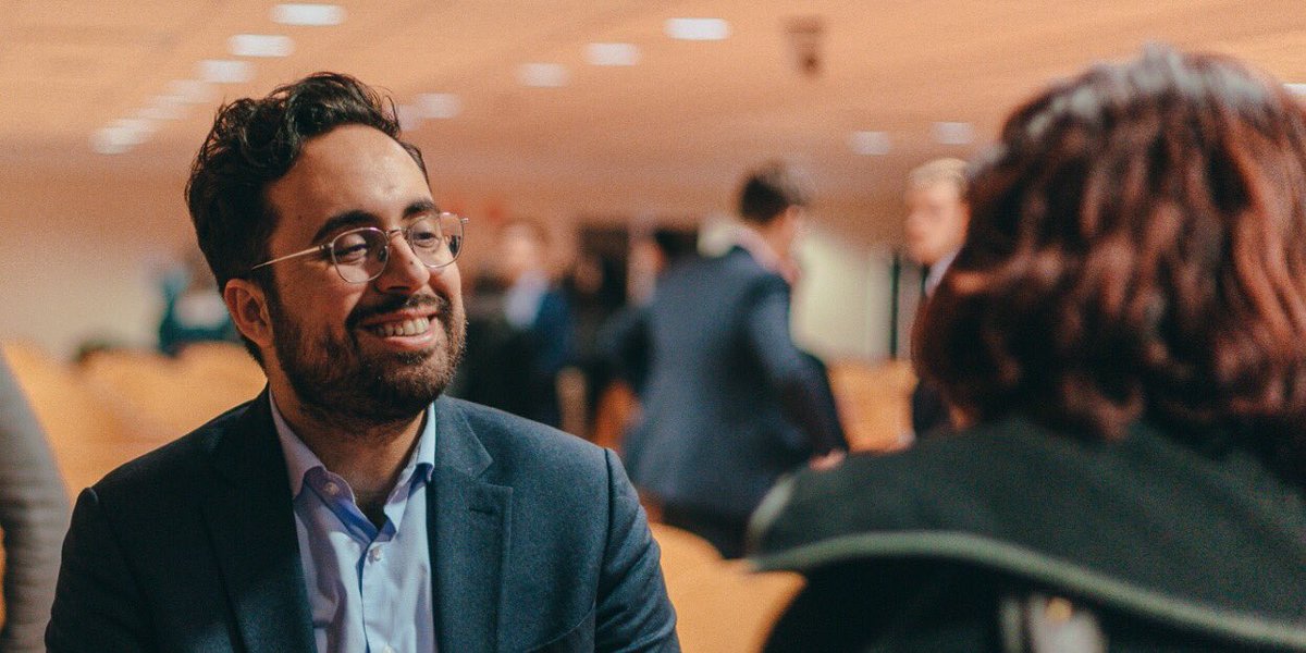 mounir's tweet photo. Merci à @ESSCA_Ecole @ESSCA_Junior et @ESSCA_IMD et à tous leurs élèves de m'avoir accueilli hier pour 2 heures d'échanges autour des 30 ans du web. Poke @cnje @pnathanSK et @ralucaloury https://t.co/YTBF2KUucp