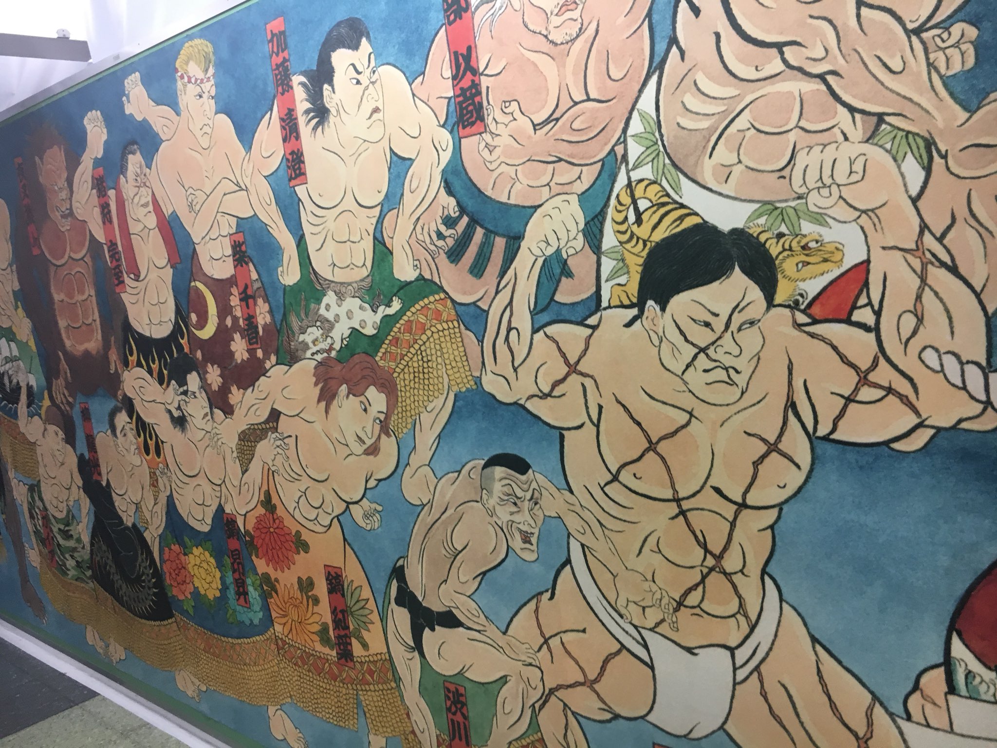 あつし B2takes A Twitter そして新宿駅のjr線の改札階の壁の一部が刃牙一色 とてつもなくかっこよかった 今度ゆっくり写メろう グラップラー刃牙 バキ 範馬刃牙 刃牙道 勇次郎 オーガ 烈海王 新宿駅 ありがとう あつし B2takes A Twitter そして新宿駅のjr線の改札階の壁の一部が刃牙一色 とてつもなくかっこよかった 今度ゆっくり写メろう グラップラー刃牙 バキ 範馬刃牙 刃牙道 勇次郎 オーガ 烈海王 新宿駅 ありがとう