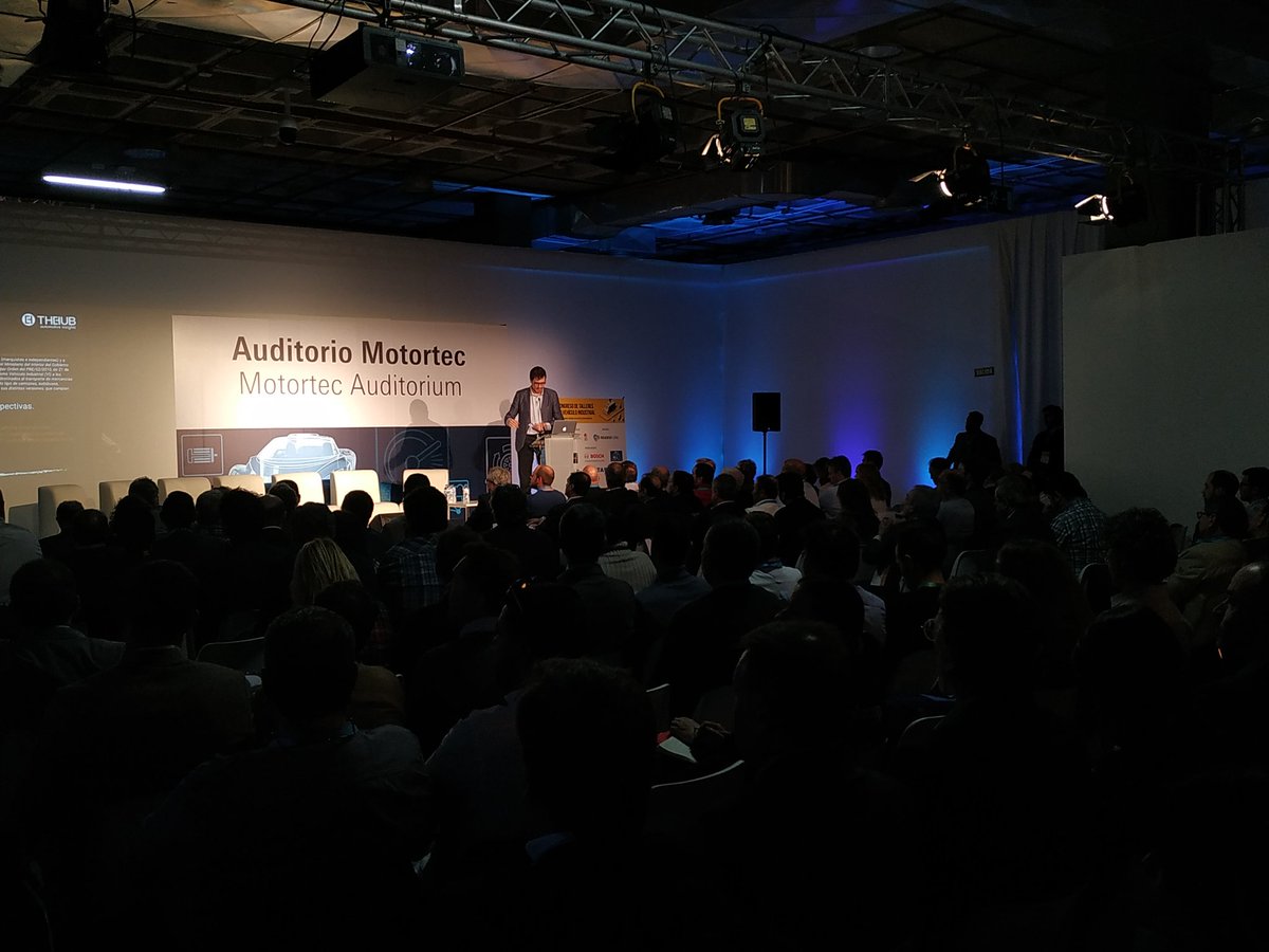 Motortecferia's tweet photo. Comienza el I Congreso de Taller de Vehículo Industrial de la Posventa Plural en #Motortec2019, con un análisis de las expectativas actuales y futuras de los clientes del taller de vehículo industrial, autónomos y flotistas. #Posventaplural https://t.co/bfRhO2gILE
