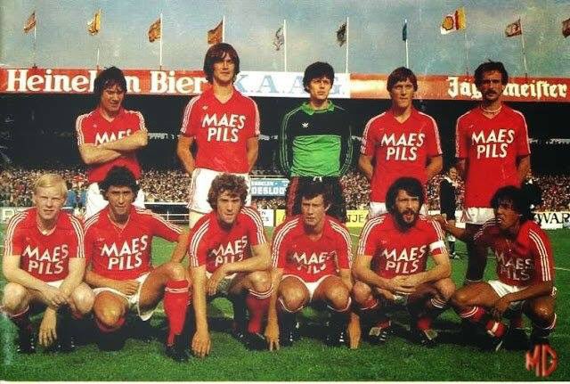 OldFootball11's tweet photo. #StandardLiège (1981) #RSCL https://t.co/WXUqxighOx