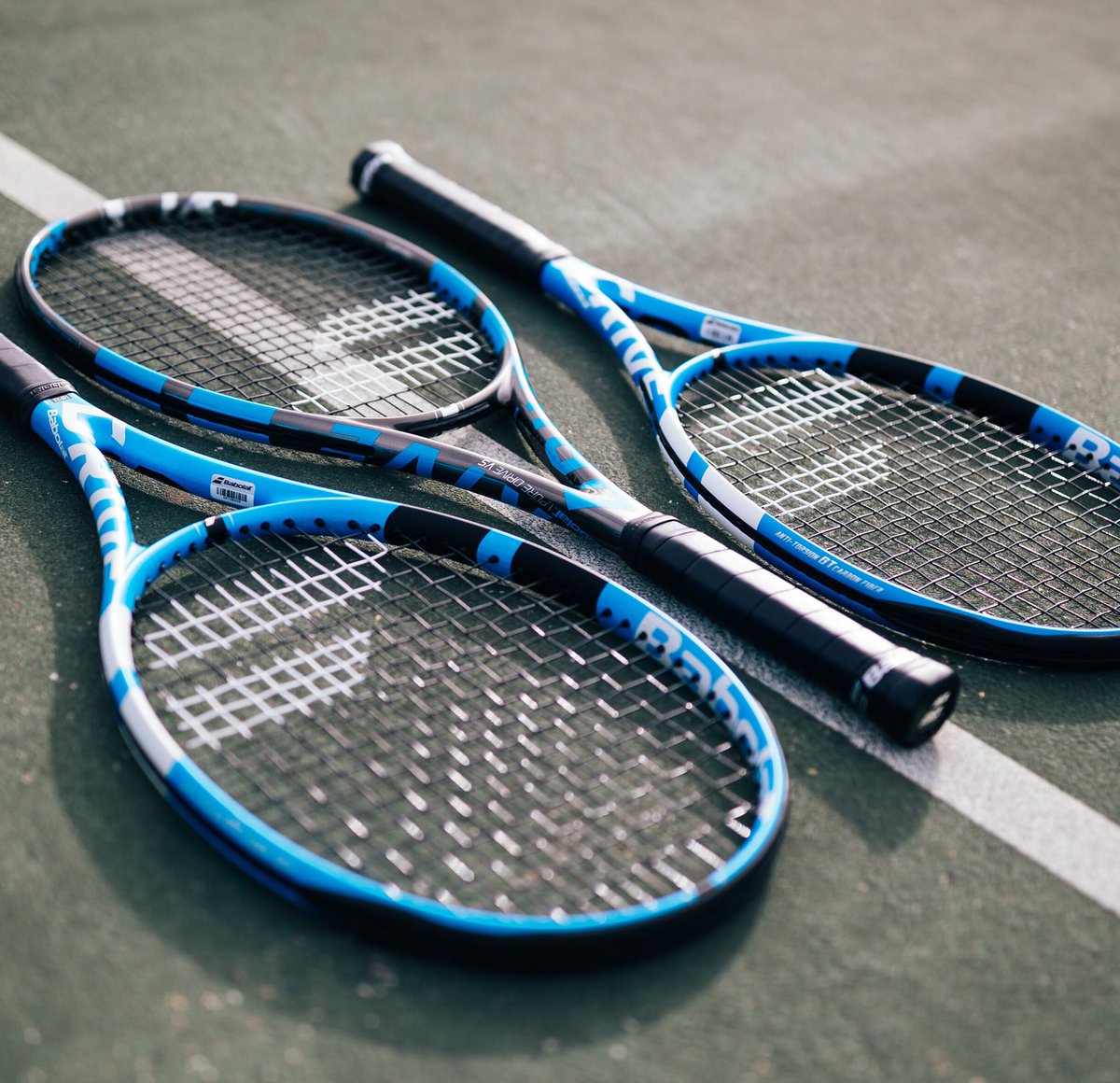 babolat's tweet photo. The choice is yours..blend in or STAND OUT. 💥
⠀⠀
#PlayToBeWild #PureDriveVS #PureDrive https://t.co/W03kPlZs1w
