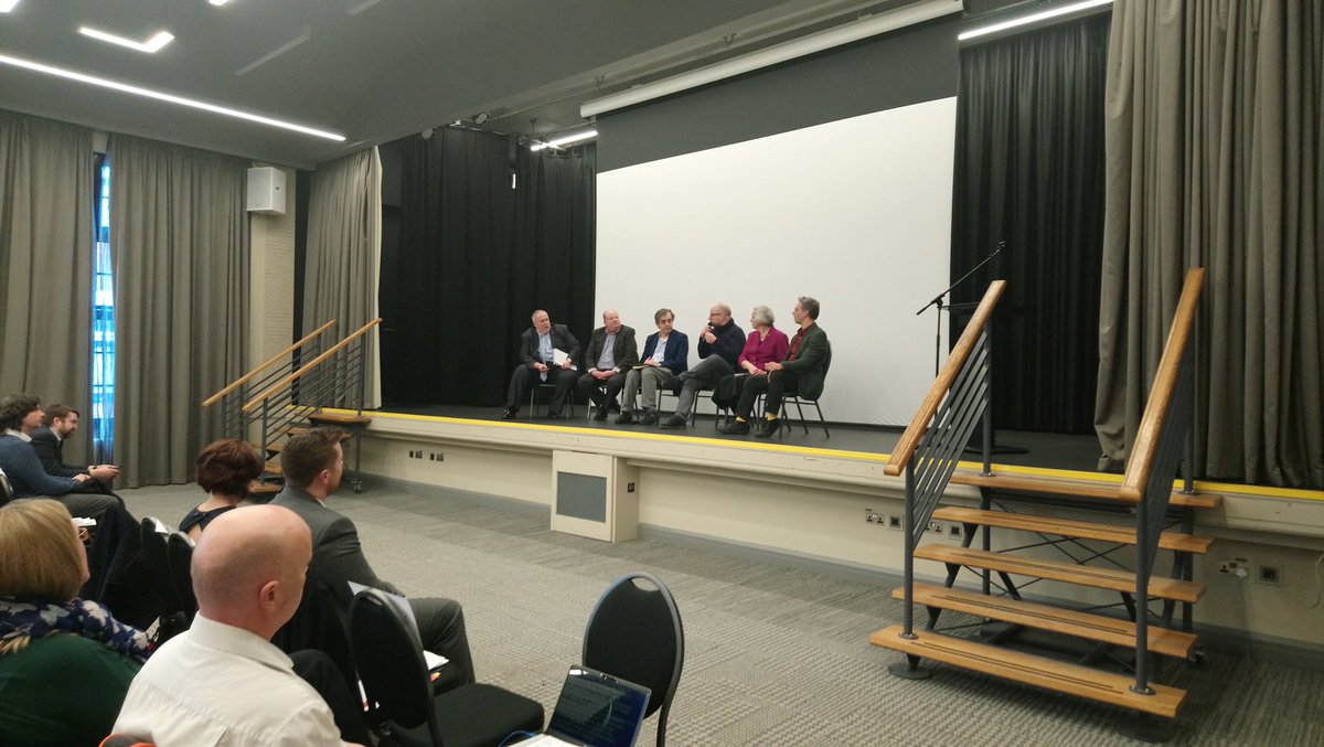 #creatingthepast by culture place and Policy insitute <a href="/UniOfHull/">University of Hull</a> discussing how heritage and arts relate and inform each other