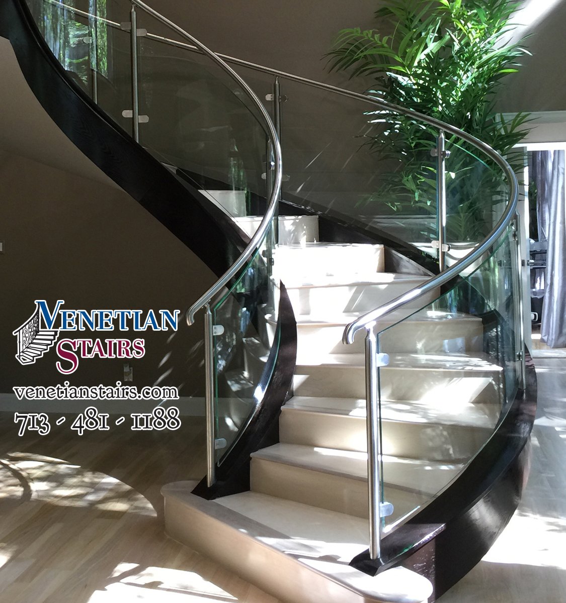 At the Nguyen home we installed our stainless steel &amp; glass railing system

venetianstairs.com/the-nguyen-res…

#homeinspo #ModernHome #Modern #remodel #stairs #Steps #Stairways #Staircases #StairsEverywhere #Modern #ModernStairs #ModernDesign #HoustonInteriors #HoustonDesign #HoustonModern