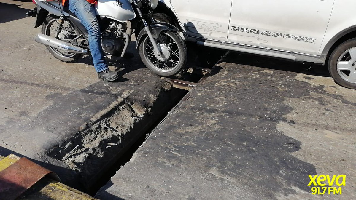 XEVATabasco's tweet photo. #EnVivo | Transmisión desde el Puente Grijalva IV; un peligro para automovilistas en #Villahermosa. https://t.co/zPifTLzkb5 https://t.co/64dJurk7vj