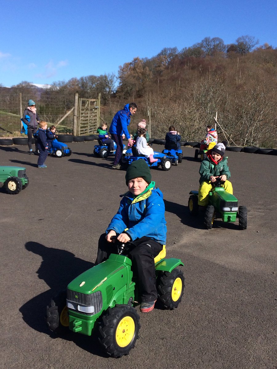 LittleArdvreck's tweet photo. Little Ardvreck’s trip to Auchingarrich Wildlife Centre. https://t.co/ujilaUOEMI