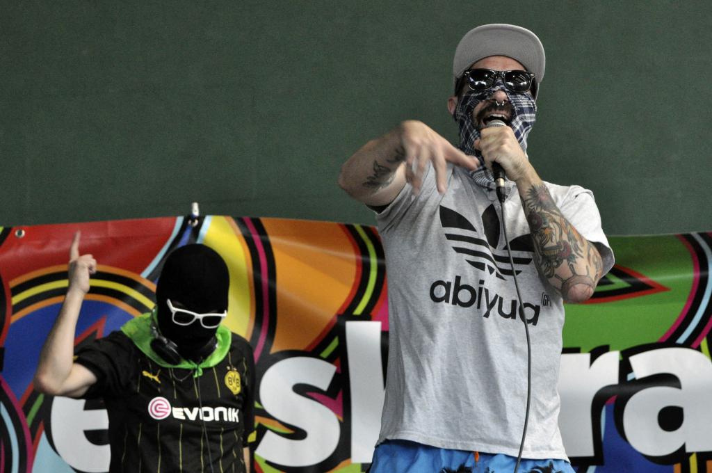 Marmoka eta Gorpuzkingz, Gaztea Maketa Lehiaketan:
bidasoa.hitza.eus/2019/03/13/mar…
#Hondarribia #Marmoka #Gorpuzkingz #Musika