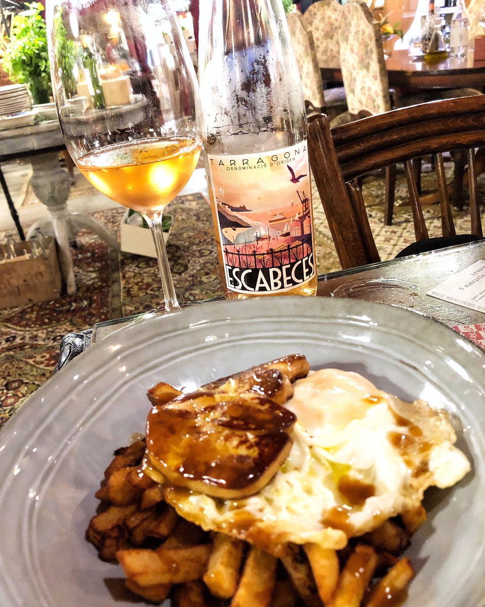 DameVino's tweet photo. Combinaciones que ♥️♥️♥️.
#foie #patatas #huevos #escabeces https://t.co/8SN0zqW2fY