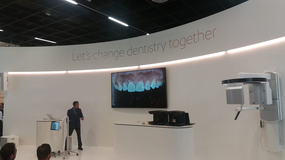 MedicalExpoNews's tweet photo. Exclusive preview of the 3S Shape E4 by @3Shape, the fastest 3D scanner on the market!
Check out more: https://t.co/CcMv6SSjYj
#LiveFromIDS #IDS2019 #IDScologne #MedicalExpo https://t.co/DxsgYgOKWq