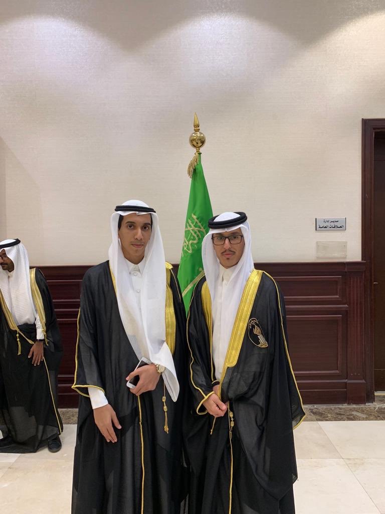 Dr_sultan_'s tweet photo. تم بحمد الله هذا العام تخرجي وأخي منصور من جامعة حائل.
الشكر لله ثم لوالدتي حفظها الله ولجميع من شاركنا عناء الدراسة والإجتهاد ، وكما لا يسعني أن أحيط شكراً بمن شرفنا وشاركنا الفرحة بحضور حفل التخرج فَ لهم مني
جزيل الشكر والعرفان 🙏🏼♥️♥️ https://t.co/blEedzfwvZ