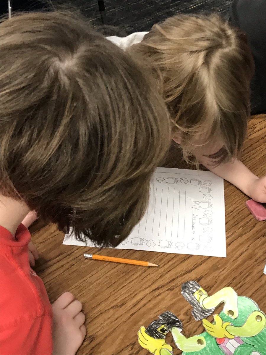 MsBreitweiser4's tweet photo. Buddy time! Leprechaun writing! Happy St. Patrick’s Day early! 
☘️☘️☘️☘️
@mrsjwilson102  @cdaviswnes https://t.co/H3xhj1QoyI