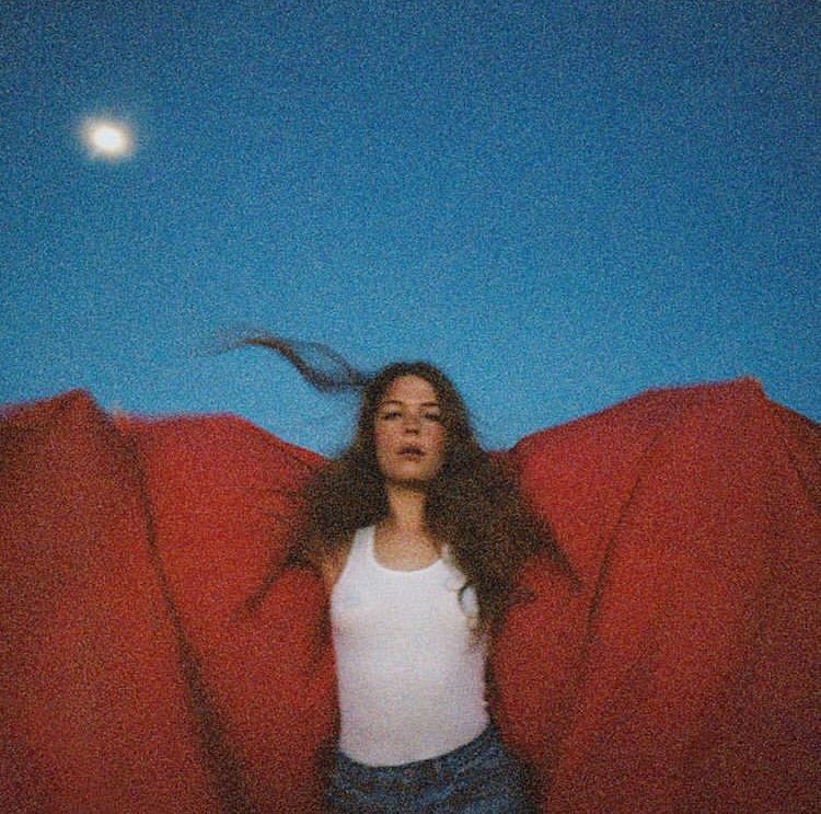 AltWaveRadio's tweet image. Our #SongOfTheWeek is @maggierogers's "Burning!" Listen now at altwaveradio.com!