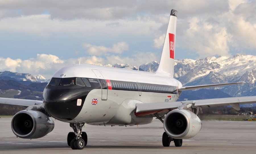 BAretrojets's tweet photo. The BEA A319 retrojet G-EUPJ visiting Salzburg, Austria as BA682/683 on Monday.
Photograph taken by Walter Hager on behalf of the BA Austria team. #BA100 @British_Airways https://t.co/L7KHPOyPqA