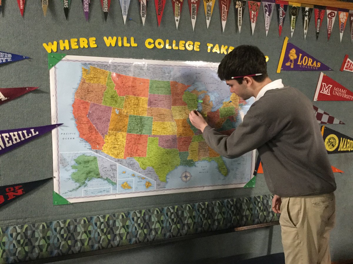 nddonscounselor's tweet photo. Dons are headed your way! @stnorbert @PurdueAdmission @NEIU https://t.co/p7d3kb96SW