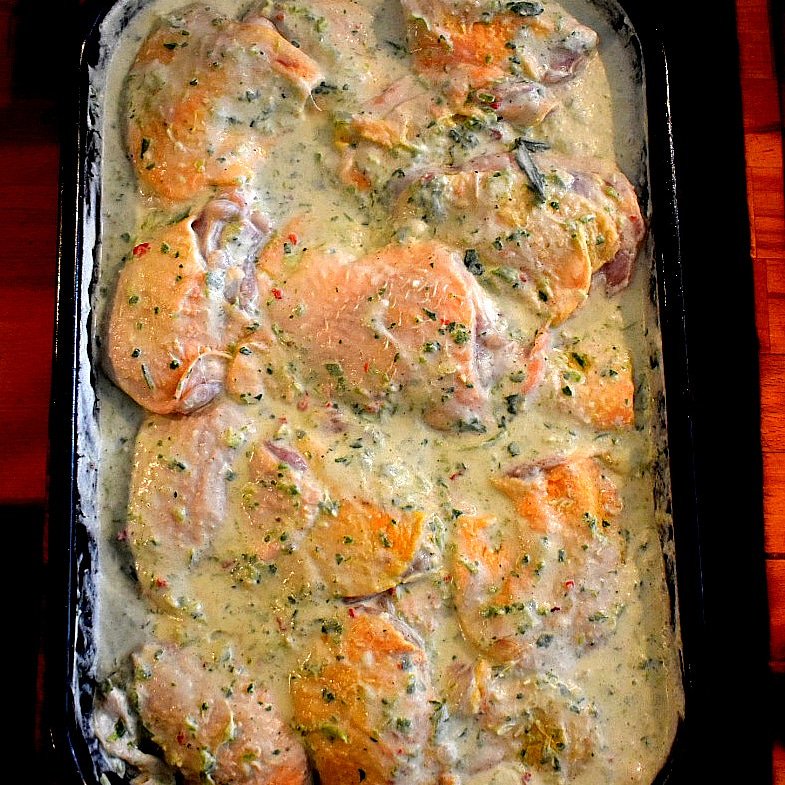 yellowbicycle1's tweet image. Tomorrow's special ready to marinade overnight..

Piddle Valley Farm Free Range Chicken Thighs in, amongst other things, coconut milk, scotch bonnet and lime..

Caribbean Style Chicken anyone? 😁
