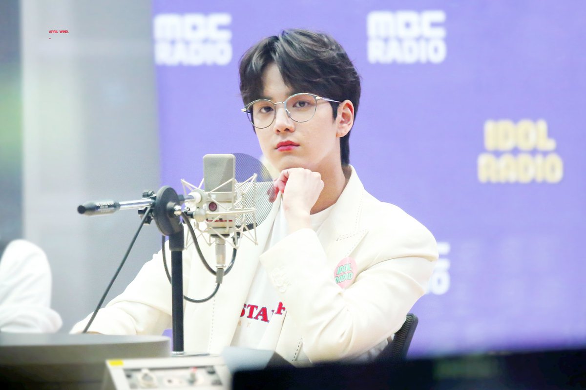 aprilwind_'s tweet photo. [HQ] 190313 영훈 @ 아이돌라디오

https://t.co/Yb4sQ3gzDy
https://t.co/J29ejCGmXN
https://t.co/aujrPYDDca
https://t.co/asQSzBIhMV

#영훈 #더보이즈 #YOUNGHOON #THEBOYZ https://t.co/3bpR6jnj9W