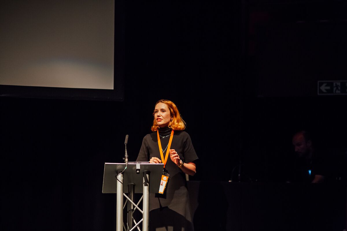 Deadline for the <a href="/Channel4/">Channel 4</a> First Cut Pitch at #sheffdocfest has been extended! Make sure to submit your post-watershed 60’ doc idea by Sunday 31 March midnight. 
Find out more: bit.ly/DF19C4Pitch