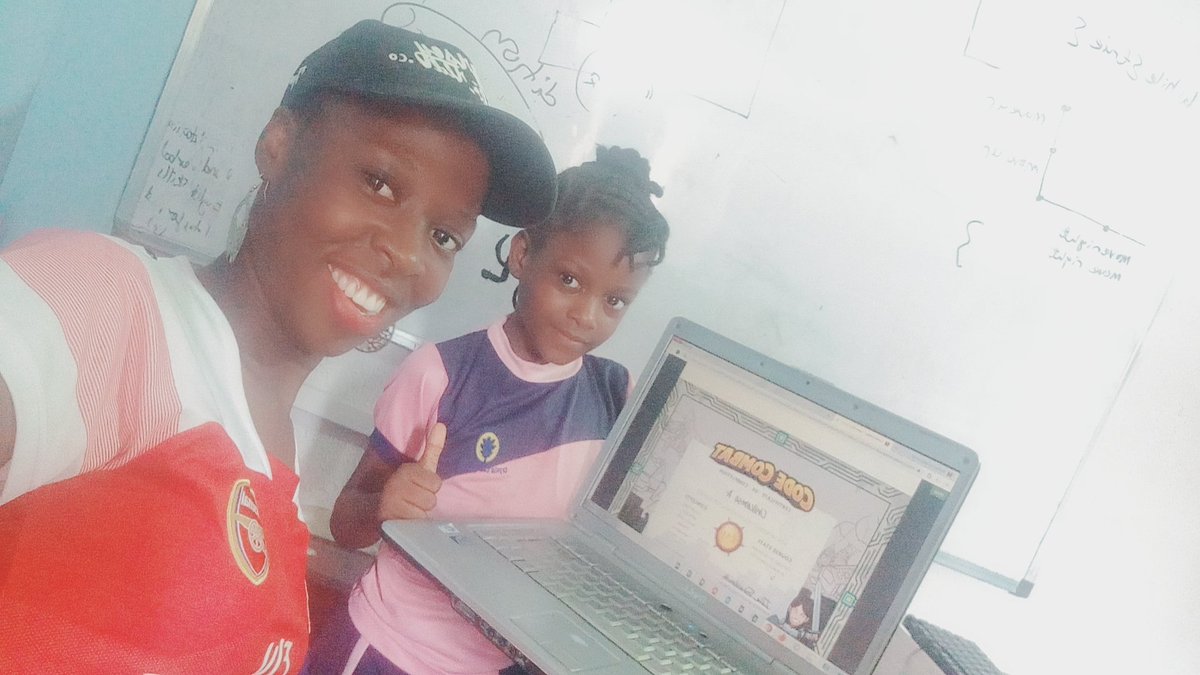 sharonnitehub's tweet image. Another milestone!🔊📣
She was sacred at first because she hates getting stuck on codes (in her words). But we made it together. @CodeCombat
#GirlsWhoCode 🔥
#IntroductiontoComputerScience ✅