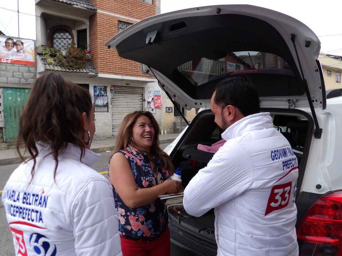 GPalacios62's tweet photo. Continuamos con nuestra campaña alegre por todos los rincones de #Cuenca y el #Azuay. Somos un equipo comprometido con la provincia. Muchas gracias por su gran respaldo. Juntos podemos hacer de nuestra provincia más justa y solidaria. #AzuayCrece @PodemosAzuay @Participa62 https://t.co/94i0Wtuv5R