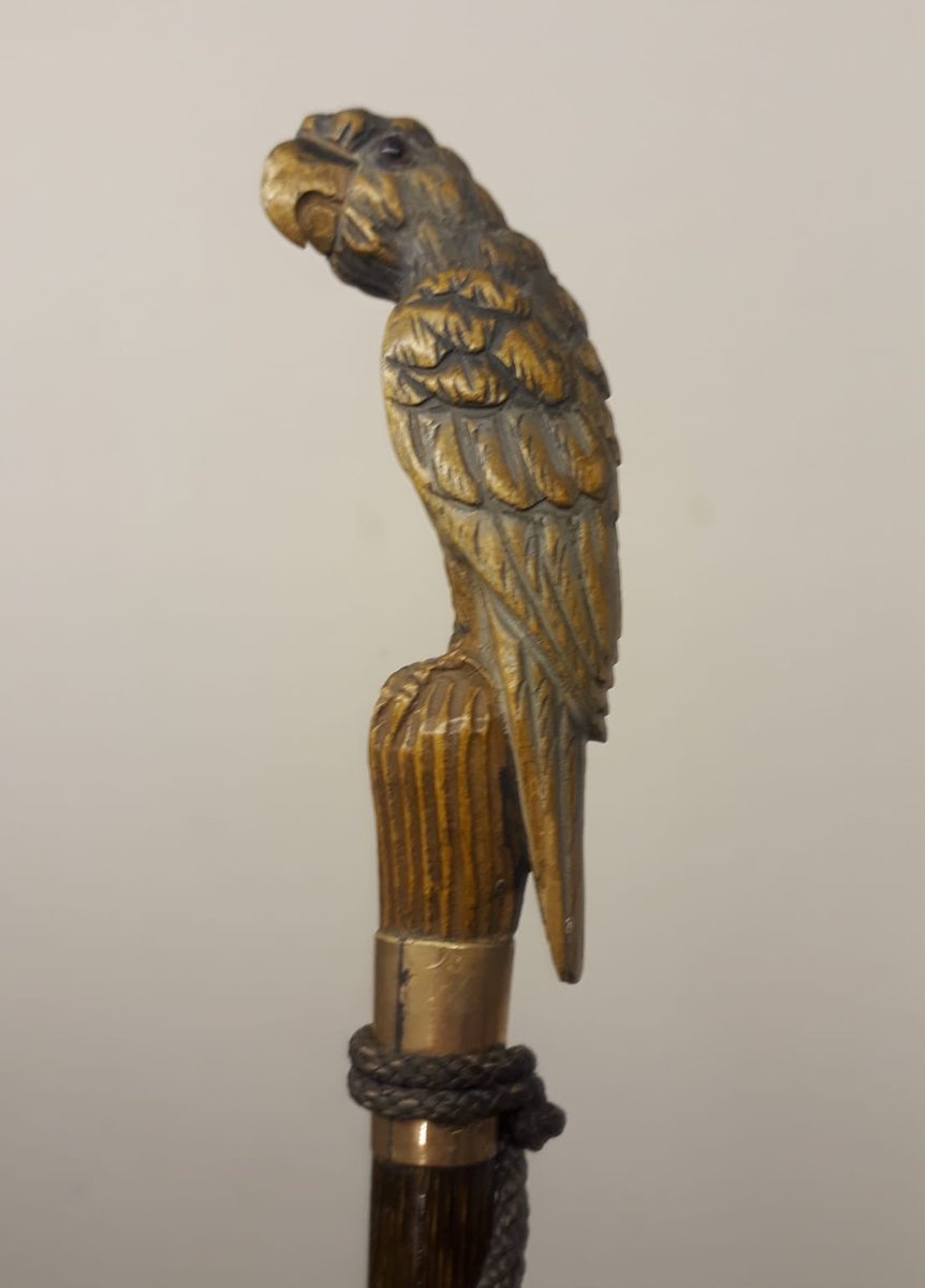 Hanson's London 15th April Carved Parasol Parrot handle with glass eyes #hansonslondon #hansonsauctioneers #charleshanson #walkingsticks #parrot