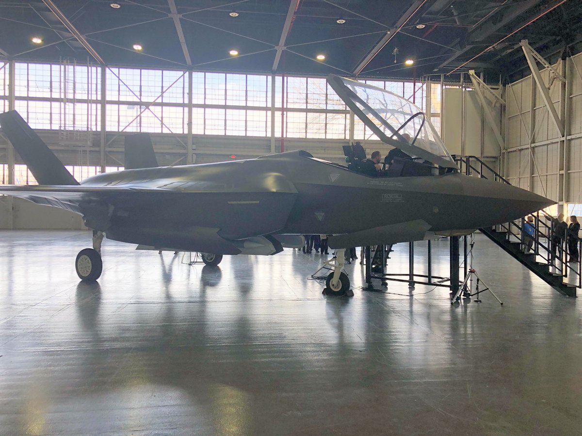 GrahamWebbGTF's tweet photo. Joint Strike Fighter at Pratt &amp; Whitney - on my way to a meeting and look what I found.  One of the cool things you get to do.  Thanks to Lockheed Martin and Military Engines for setting this up #WearePW https://t.co/CRgmQaND7c