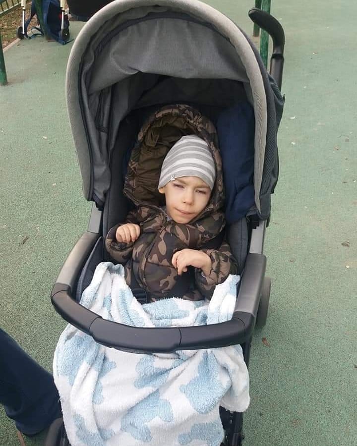 HeroTwins_Lukic's tweet photo. Počeli smo i po parkiću da vozimo 😊
Mica i Miki❤💪❤

142 na 3030
Hvala, mama Ivana. https://t.co/j97NV8xgAD