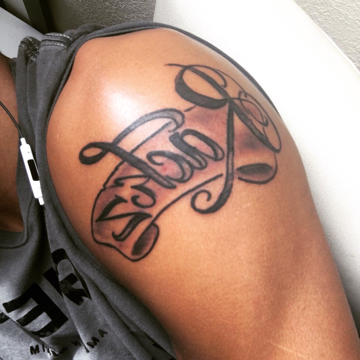 BABYRACKZZ__'s tweet photo. RACKZ THAT SHIT TATTED ON MY ARM  #LONGLIVERACKS https://t.co/qKG0nJk3PH