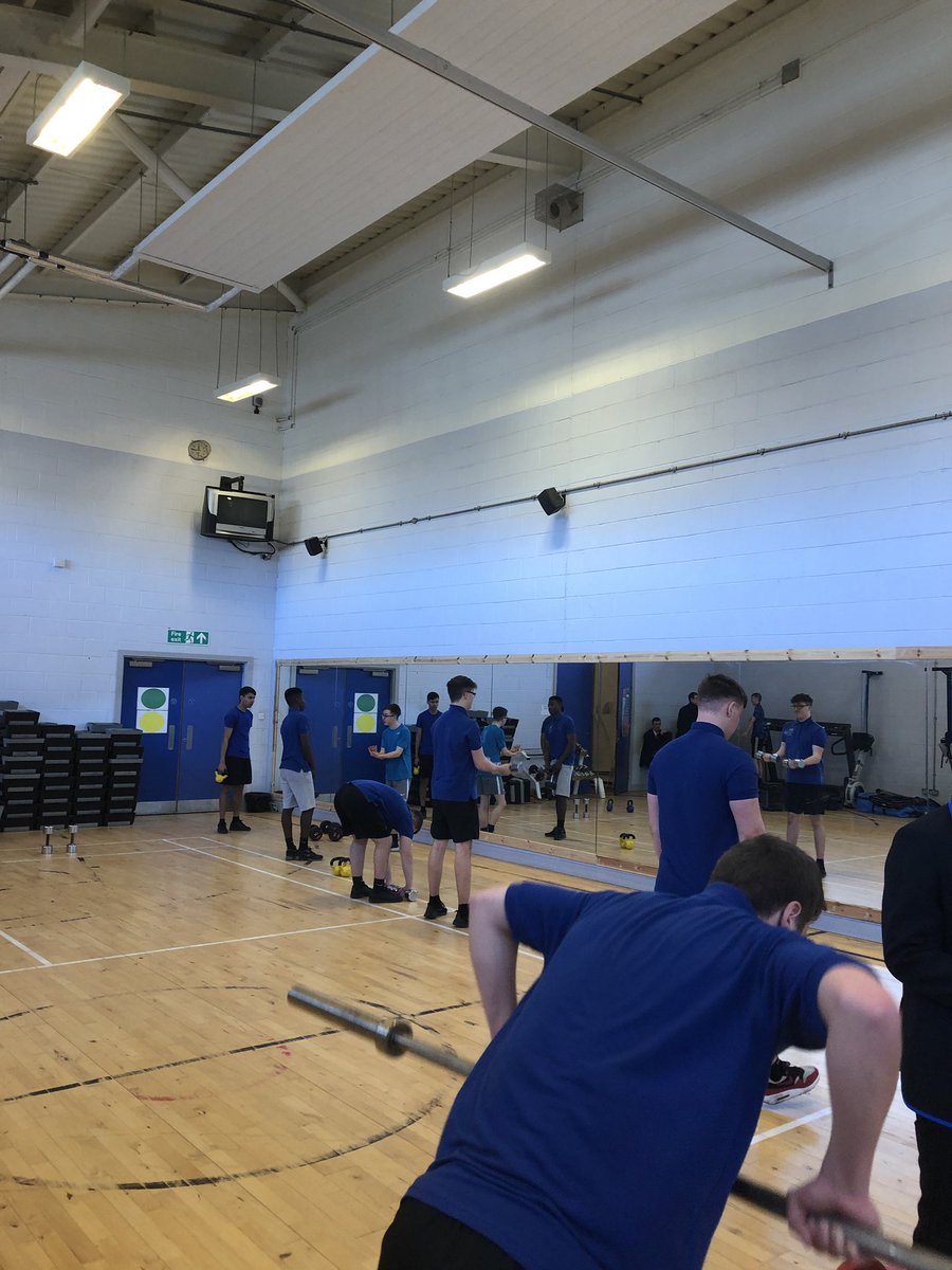 StAndrewsRC_PE's tweet photo. Miss Forbes exercise &amp; fitness boys were working on some DTP supersets training. Brad is the advert for how tough it is! Some excellent work all round. #WednesdayWeights https://t.co/p6HRHQMmrA