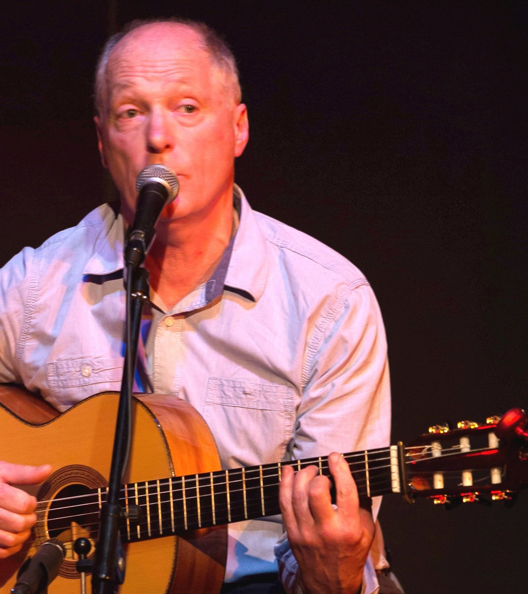 PresteigneArts's tweet image. TERENCE BLACKER
Friday 22 March at #Presteigne Assembly Rooms 8pm
"Huge fun...it put a big smile on my face", Tom Robinson, BBC6Music
mailchi.mp/3b1a5bca7957/c…