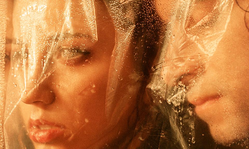 Bodyimage makes a warm introduction with ‘Active Lovers’:

highsnobiety.com/p/bodyimage-ep…