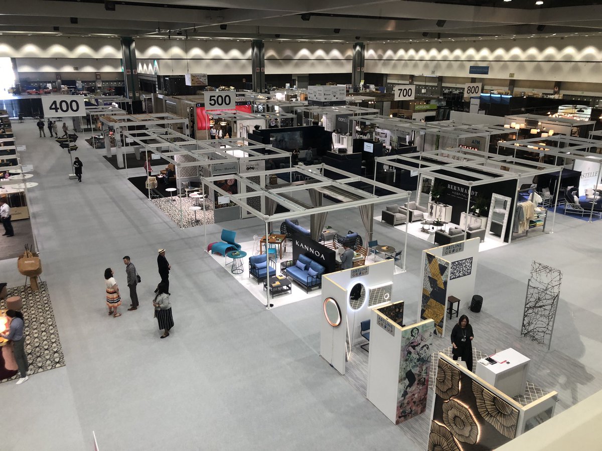 BDwestfair's tweet photo. We’re live!!! Who’s here at #bdwest? ***Please note FB/IG are currently down, so we will be tweeting updates, pictures, etc on twitter until they’re fixed! https://t.co/Oh0XkGya7o
