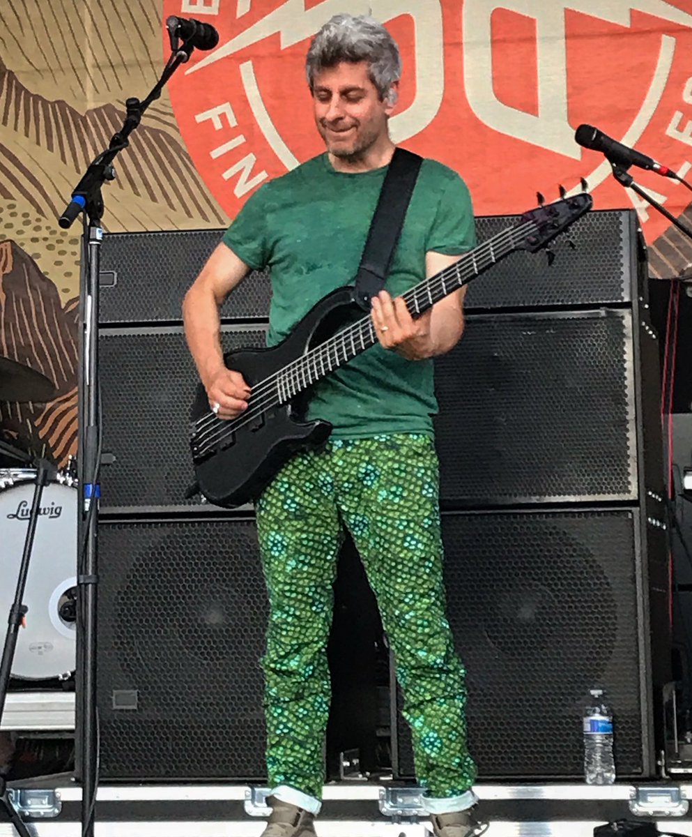 lawngurl's tweet photo. Two more days til this guy. #mikegordon #mikegordonband https://t.co/bhM0PV35Zj
