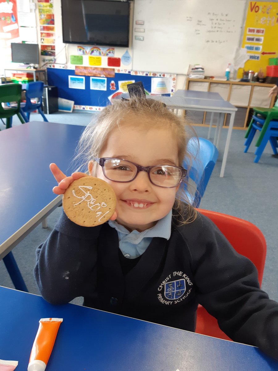 ctkprmcardiff's tweet photo. Crafts and cookery are a great way to spend an afternoon #ctkwellbeing #thinkinganddoing https://t.co/HI26S24KwU