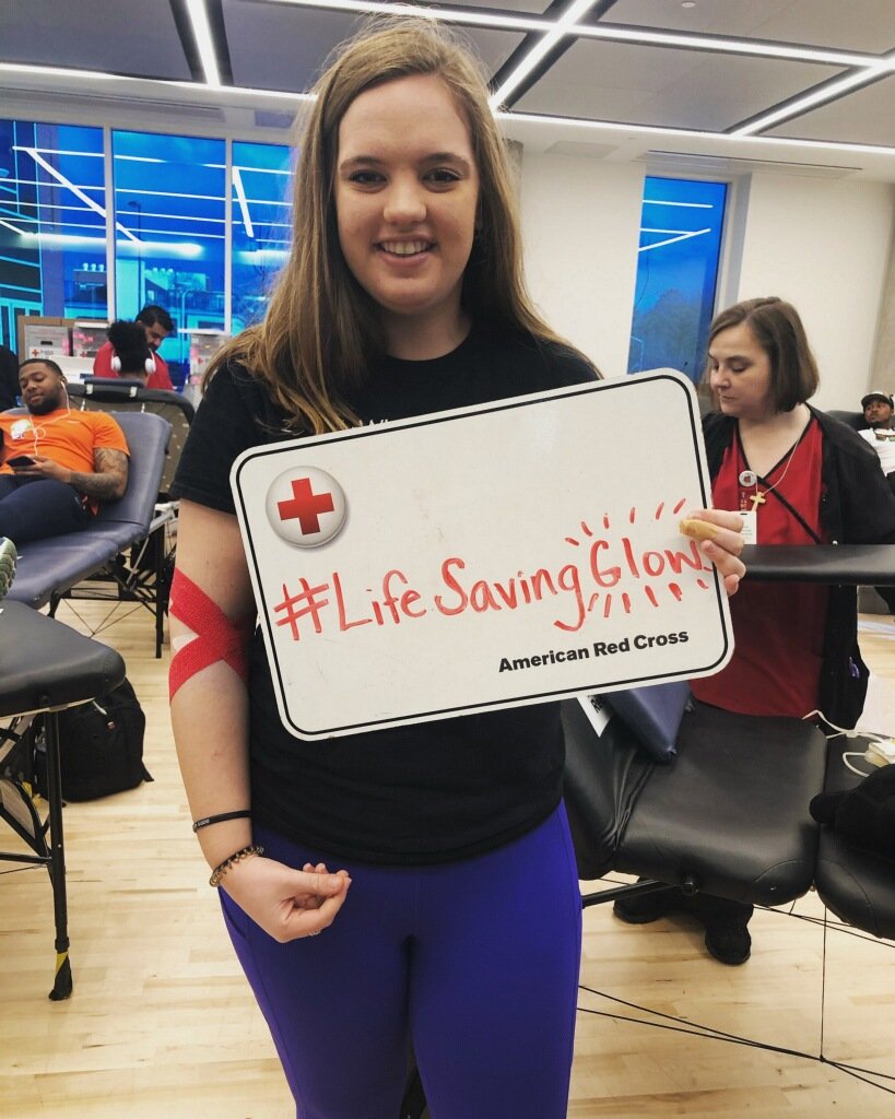 Less than 2 hours to go! Get your life saving glow on! We will be here till 3! 💜☠️💉 #TeamRedCross #ECUPirates #Purpleandgold #Emergencyneed #GiveNow
