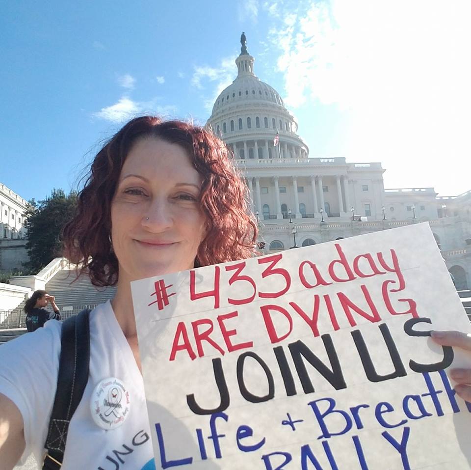 medical research affects EVERY human being. please call, write or tweet your state reps and tell them to REJECT this budget secure.fightcancer.org/site/Advocacy?… #lungcanceradvocacy #lungcancer #LCSM #LCFAmerica